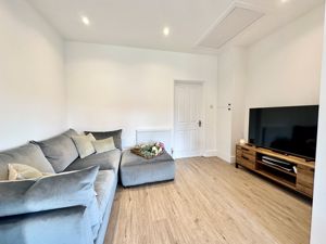 Photo 33- click for photo gallery